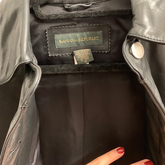 Banana Republic 100% Genuine Leather Jacket - Picture 3 of 4